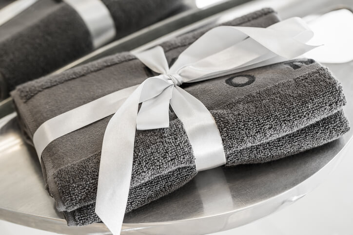 敬老の日にタオルをプレゼント 趣味や生活スタイルに合わせて贈るおすすめ11選 タオル選びのコツ