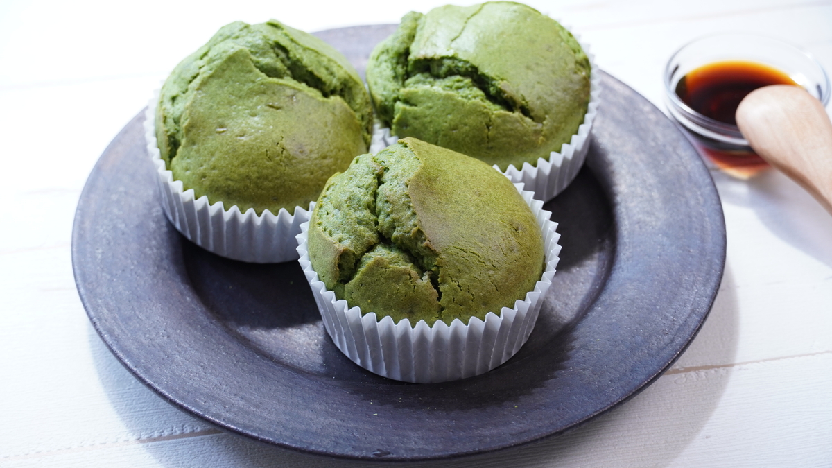 【和風　小麦粉・卵不使用】抹茶黒蜜のカップケーキ