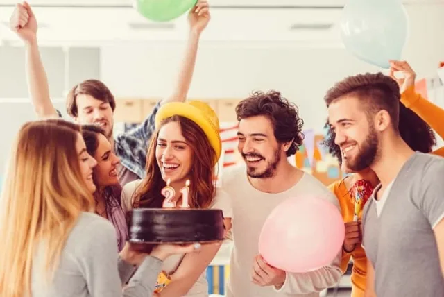 友人・恋人のためのお誕生日にとっておきのプランを徹底解説！