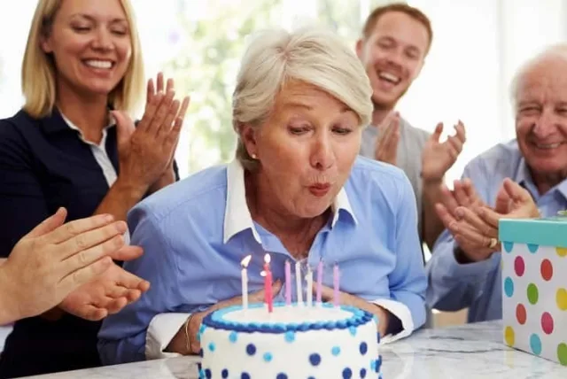 古希とはなんだろう?その由来やお祝いのポイントを紹介