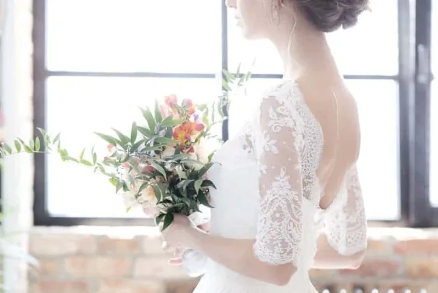 結婚式の引き出物の相場って知ってる?マナーや相場についてをサクッと紹介