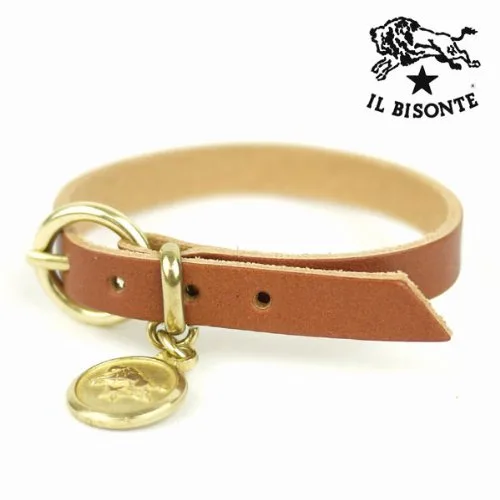 IL BISONTEのロゴが目を引く「チャーム付きブレスレット」