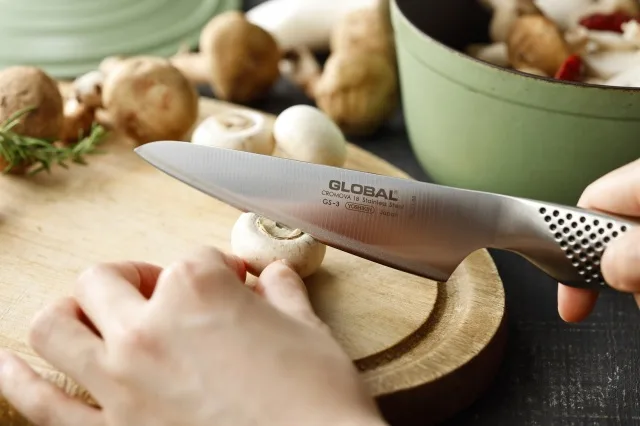 GLOBAL(吉田金属工業) GS-3 ペティーナイフ 13cm