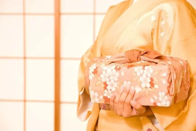 「お祝い」に対する「お返し」のマナー！9つのケースについて解説します