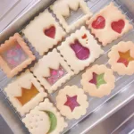 1. キラキラ!「ステンドグラスクッキー」