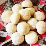 4. サクホロのスノーボールクッキー
