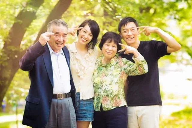 親孝行ってなんだろう?その意味や親孝行に繋がる行動を紹介!