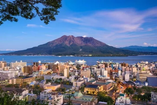 鹿児島中央駅には魅力的なお土産がたくさん。人気の10選を紹介します！