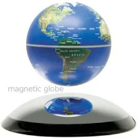 宙に浮く地球儀「MAGNETIC GLOBE」