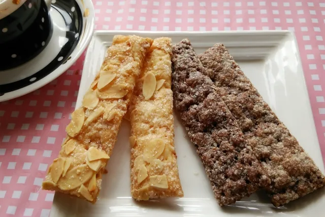 バターが香る濃厚な味わいロイスダールの「アマンドリーフ」
