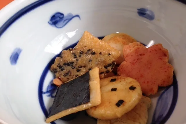 キラキラ輝くあられの宝庫！小倉山荘の「をぐら山春秋ミニ箱 」　