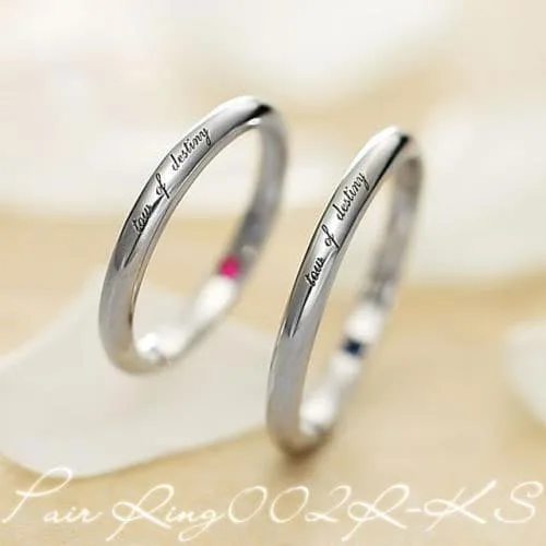 お互いの気持ちを確認できる「誕生石ペアリング」
