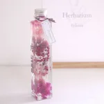 上品な花がある生活を「ロングボトルのハーバリウムフラワー」で実現