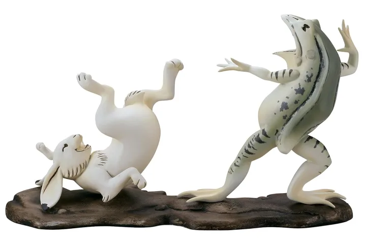 おなじみカエルとウサギの相撲を再現「海洋堂 美術作品立体図鑑 鳥獣戯画」