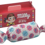 ミルキーモチーフのペコちゃんバスタオルはサプライズを届けるグッズ