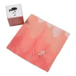 デザインに刺繍、パッケージ。すべてがアート作品「Flamingo」