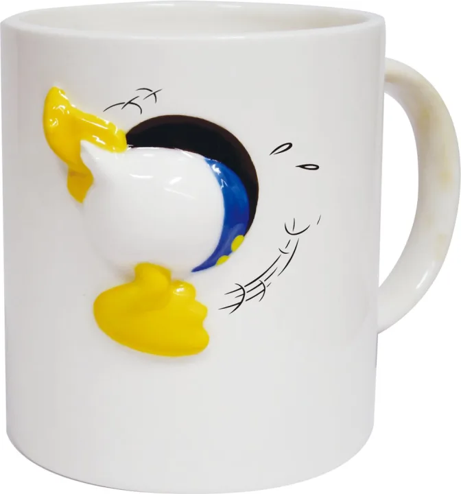穴の中をのぞきたい!ドナルドダックのハプニングマグカップ