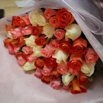バラの花束で彼女への「愛」をストレートに
