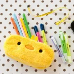 ぬいぐるみのようなふわモコ感が可愛いペンケース