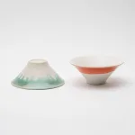 ひっくり返すと富士山に。富士椀夫婦茶碗
