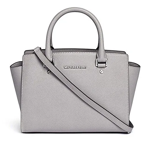 上質なサファイア―ノレザーで着こなしをセンスアップ♪「SELMA MEDIUM SAFFIANO LEATHER SATCHEL PEARL GREY」