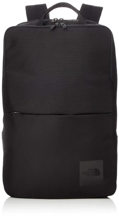 スーツスタイルにもバッチリ決まる「Shuttle Daypack」
