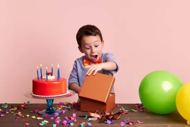 7歳の男の子の興味に直結するプレゼント7選。探究心を満足させるアイテムが人気