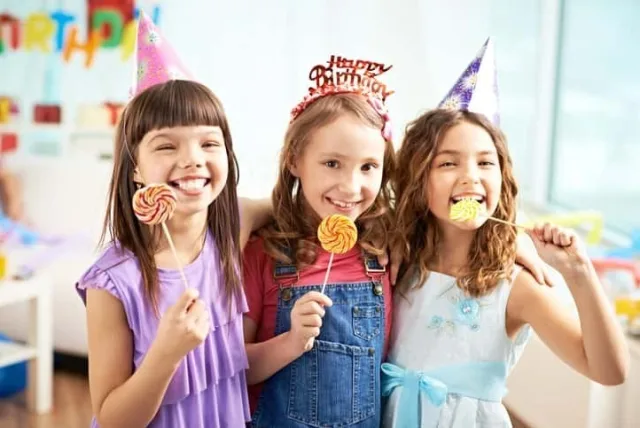 9歳の女の子に喜ばれるプレゼント7選。ファッションアイテムも人気
