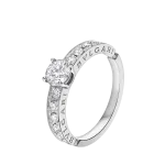 ロマンチックなヴェネチアに捧げる婚約指輪