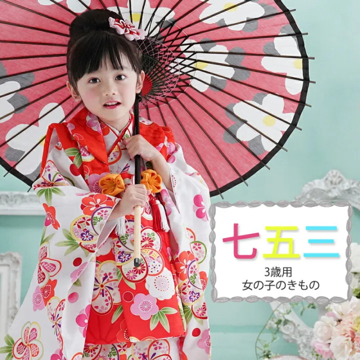 可愛らしさを最大限引き出してくれる「七五三 着物 3歳 被布セット」