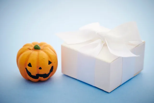 大人に贈るハロウィンのプレゼントをセレクト。おしゃれなムードが漂うギフト5選