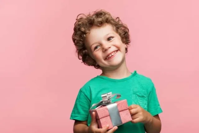 4歳児へのプレゼントにおすすめの13選｜心とからだの発達を遊びでサポート