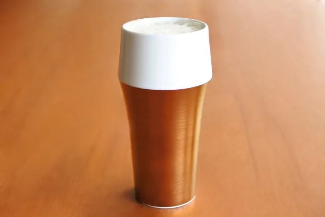 ビール大好きパパへ！父の日ギフトは“まるでビール”な有田焼カップを
