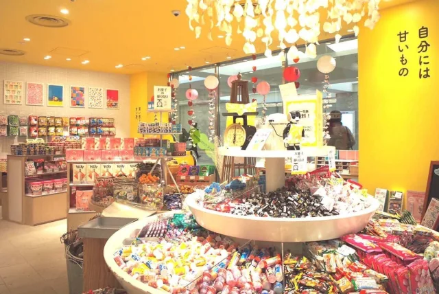 お菓子のセレクトショップ『Yesterday's tomorrow』で!お子さんや友達へのギフトをGET