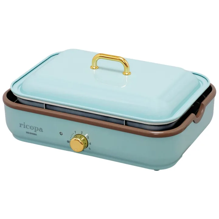 みんなで食事を楽しむホットプレート
