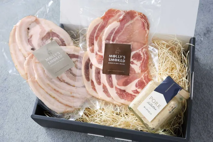 MOLLY'S SMOKED ワインのお供に美食セレクト