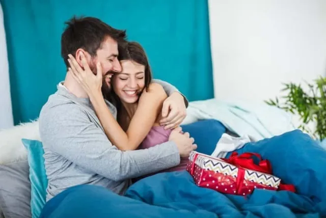 20代の妻に贈る誕生日プレゼント5選|喜ばれるのはコレです