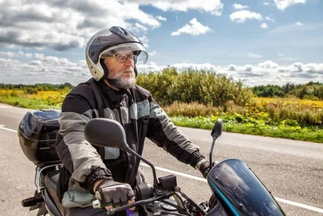 バイクが好きでたまらない!バイク好きな父に贈る誕生日プレゼント5選