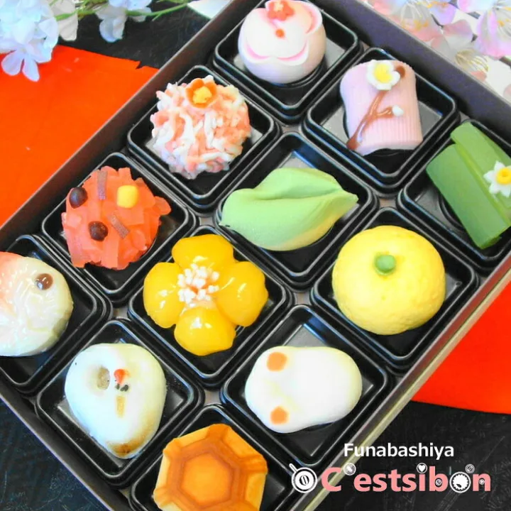 華やかな印象の生菓子詰合せ