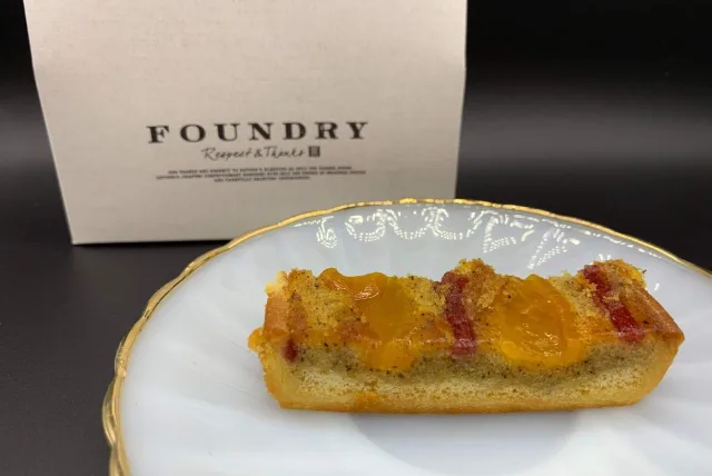 軽井沢からの贈り物。新鮮フルーツのしっとりタルト!FOUNDRY「国産桃のサブレタルト」