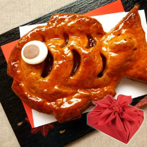 鯛の形をしたアップルパイが印象的!