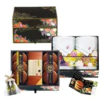 スイーツとタオルの組み合わせが面白い