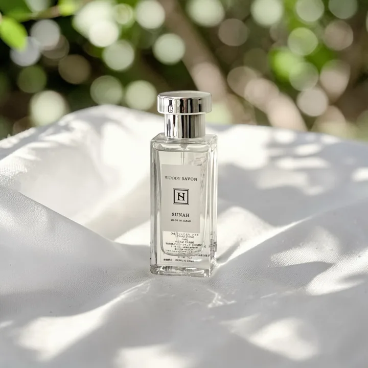 SUNAH（スナハ） WOODY SAVON 香水（28mL）