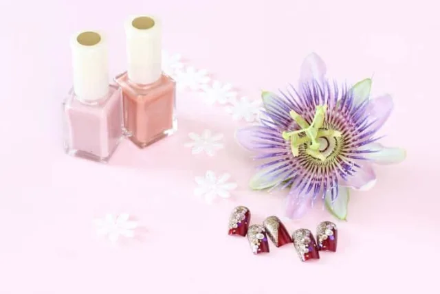 女友達への結婚内祝いはコスメできまり！話題のコスメギフト5選