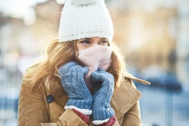 冷え性に悩む女性のためのプレゼント！体も心も暖まるぽかぽか快適グッズ12選