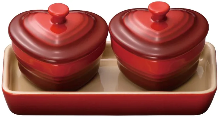 ペアで贈れるル・クルーゼのペア食器