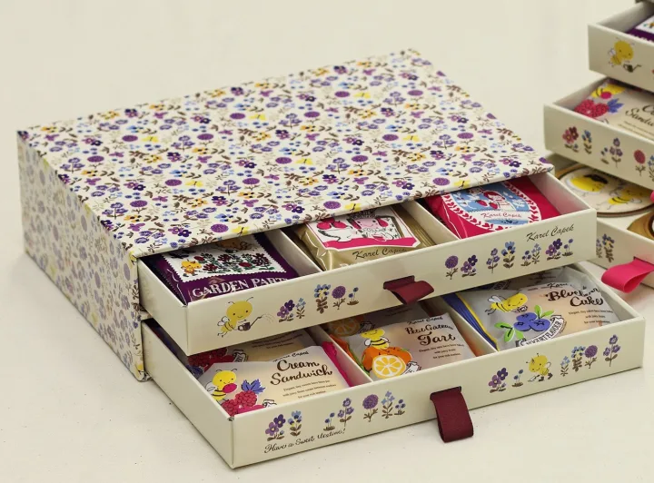 見た目も可愛い2段チェストのギフトセット