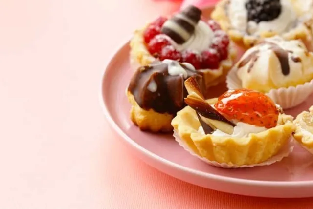 友達への美味しい手土産5選!大人数でも食べやすいギフトも