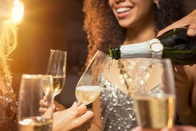 引っ越し祝いの乾杯はシャンパンで! おすすめの商品5選を紹介
