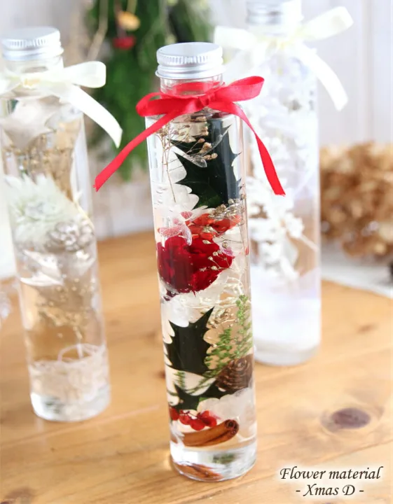 そこにあるだけでクリスマスを感じられるお花のアイテムです